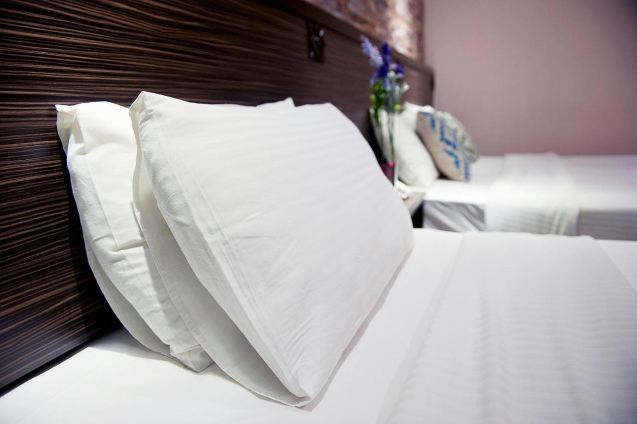 Apple Hotel Penang Джорджтаун Экстерьер фото