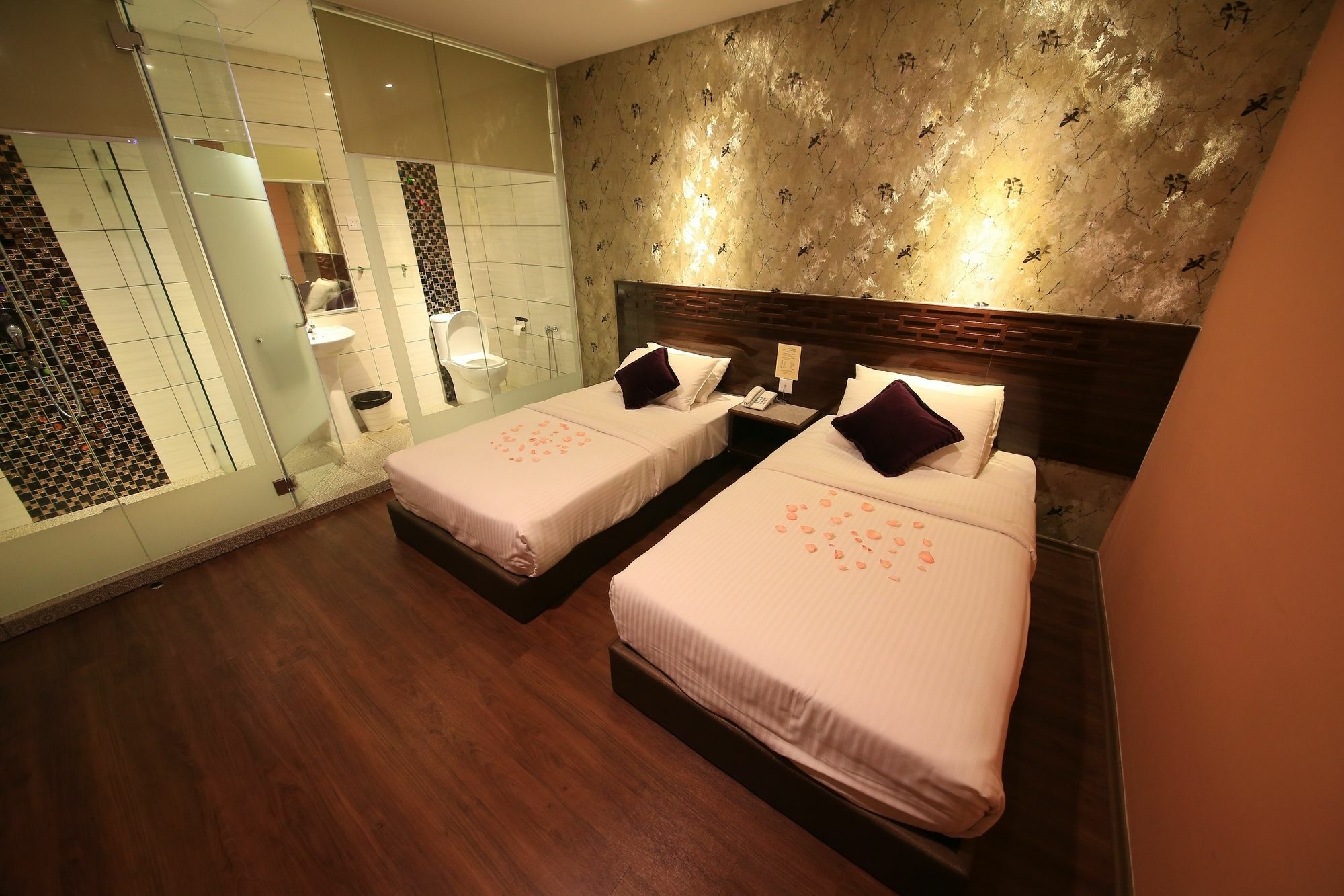 Apple Hotel Penang Джорджтаун Экстерьер фото